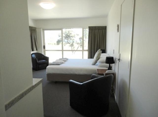 Beachcomber Motel Gisborne Room photo